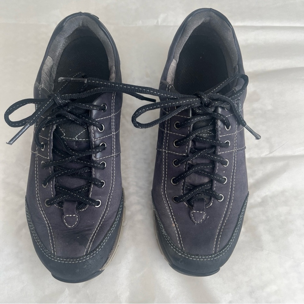 Clarks Wave Walk Womens Black Waterproof Hiking Walking Shoes Sneakers Sz 7.5W
